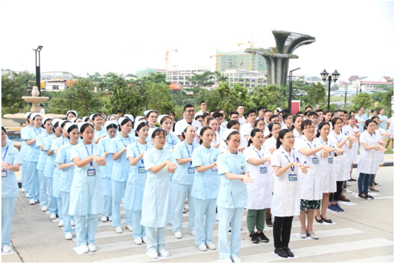 【南方网】祈福医院120名医护“快闪”教学7步洗手法