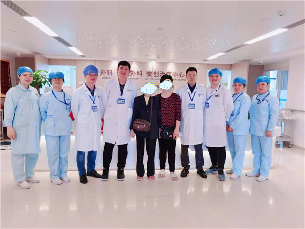 百岁阿婆便血确诊直肠癌 医生提醒：有这些症状快就医
